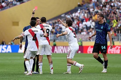 أحدثهم ريفر بليت.. 15 فريقًا ودعوا كأس العالم للأندية وبطاقة مغادرة متبقية